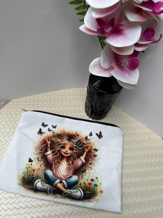 Stifte Etui, Make - Up Tasche Mädchen sitzend